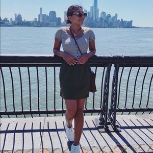 J crew khaki green paper bag skirt size 6